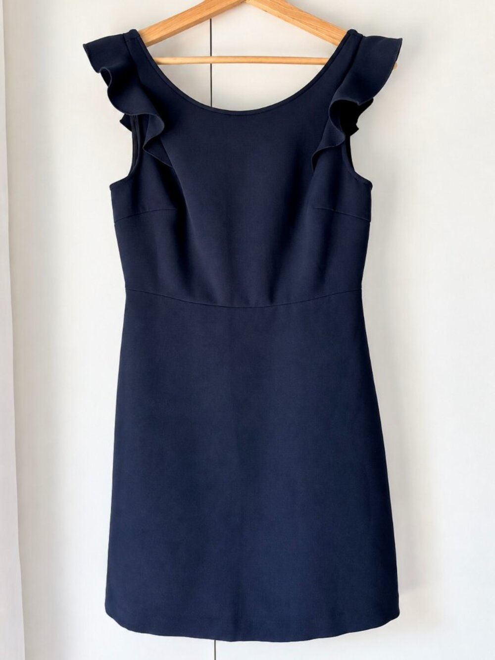 Club Monaco Navy Ruffle Sheath Dress – Size 4